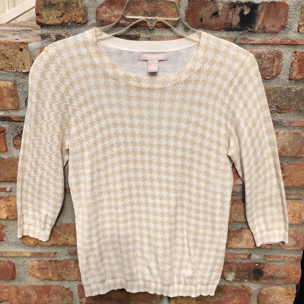 Banana Republic Cream Houndstooth Sweater